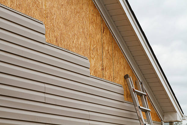 24/7 Emergency Storm Damage Siding Repair experts in Kinsman, OH